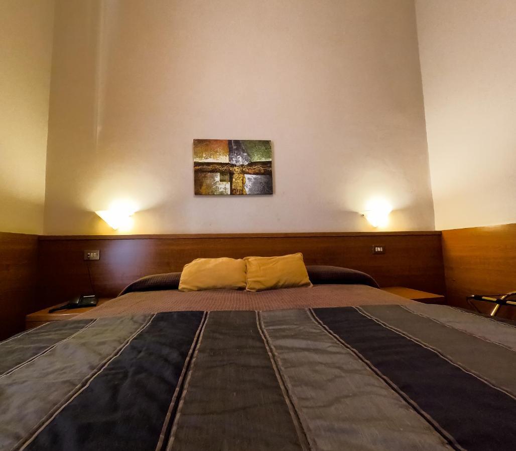 Hotel Cervia Roma Ngoại thất bức ảnh