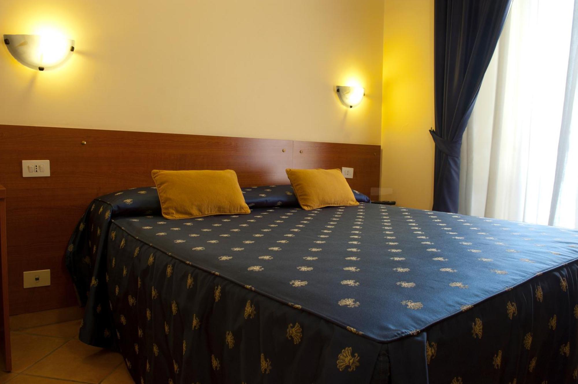 Hotel Cervia Roma Ngoại thất bức ảnh
